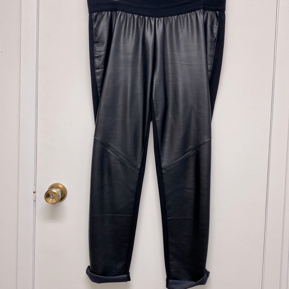 Jeanne Becker Faux leather ponte pant